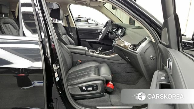 BMW X5 (G05) 2023 Черный из Кореи, фото 2
