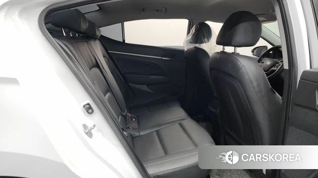 Hyundai Avante AD 2018 Белый из Кореи, фото 2