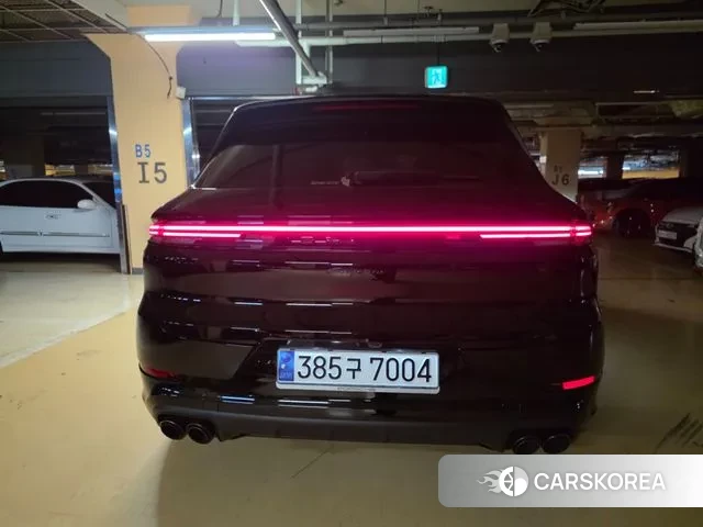 Porsche Cayenne (PO536) 2024 Черный из Кореи, фото 2