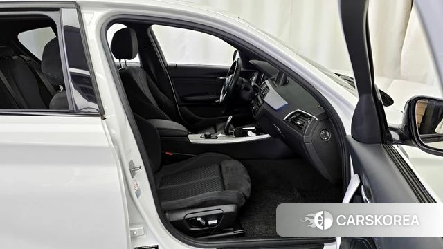 BMW 1 Series (F20) 2018 Белый из Кореи, фото 2