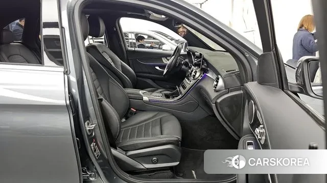 Mercedes-Benz GLC-Class X253 2022 Серебристо-серый из Кореи, фото 2