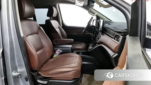 Hyundai The New Grand Starex 2018 Серебряный из Кореи, фото 2