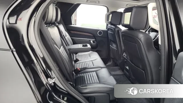 Land Rover Discovery 5 2020 Черный из Кореи, фото 2