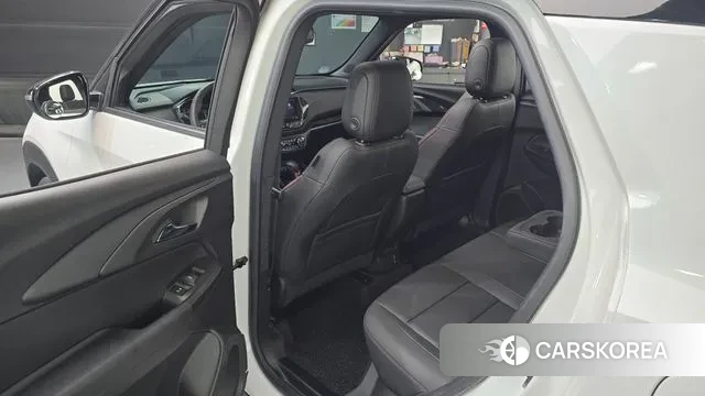 Chevrolet (GM Daewoo) Trailblazer 2021 Белый из Кореи, фото 2