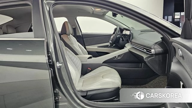Hyundai Avante Hybrid (CN7) 2021 Серый из Кореи, фото 2