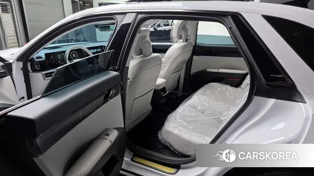 Hyundai Grandeur Hybrid (GN7) 2023 Белый из Кореи, фото 2