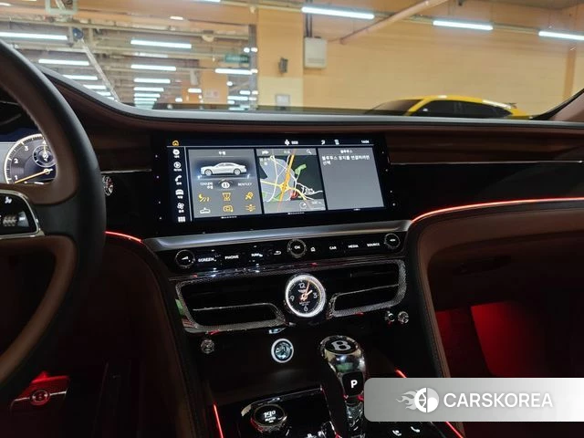 Bentley Flying Spur 3rd Generation 2020 Белый из Кореи, фото 2