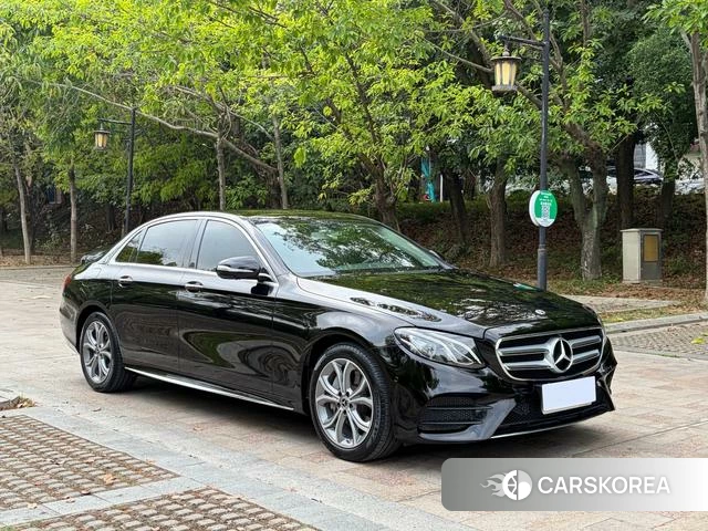 Mercedes-Benz E-class id 3882521 из Китая 2