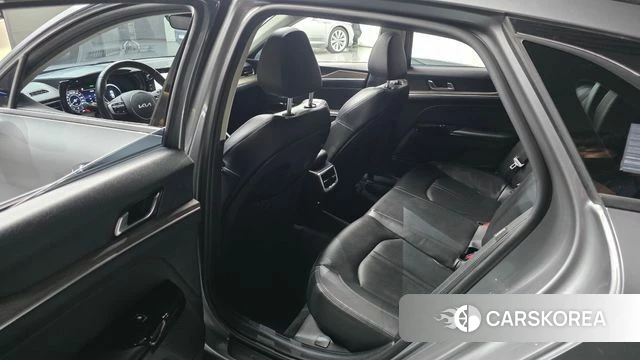 Kia K5 3rd generation 2022 Серебряный из Кореи, фото 2