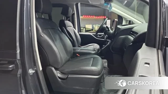 Hyundai Staria 2022 Серый из Кореи, фото 2