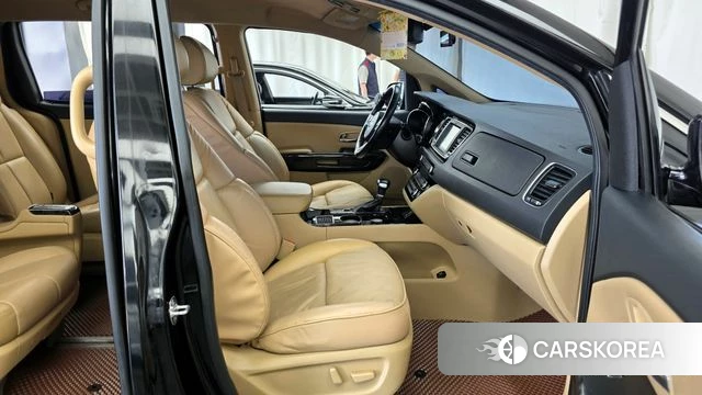 Kia The New Carnival 2019 Черный из Кореи, фото 2