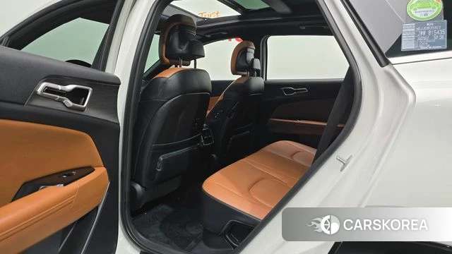 Kia Sportage 5th Generation Hybrid 2022 Белый из Кореи, фото 2