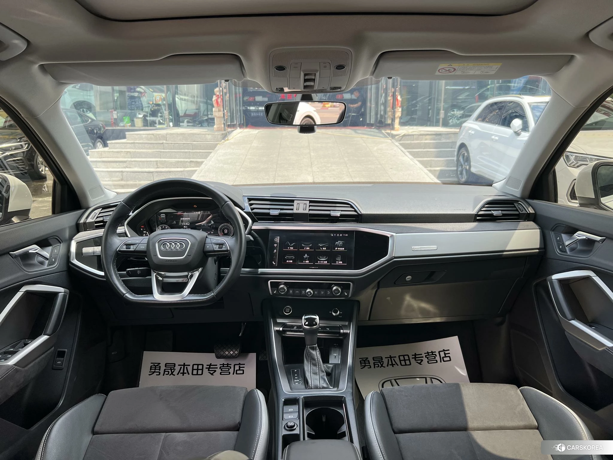 Audi Q3 2021 Белый из Китая, фото 2