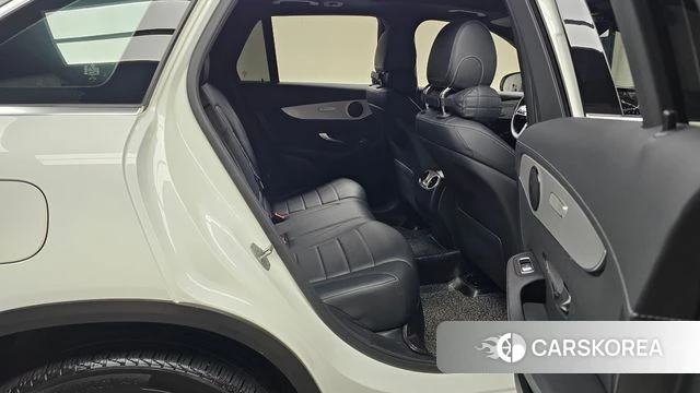 Mercedes-Benz GLC-Class X253 2021 Белый из Кореи, фото 2