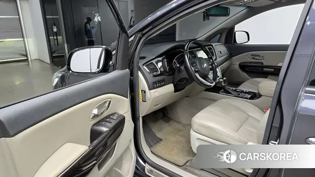 Kia The New Carnival 2018 Черный из Кореи, фото 2