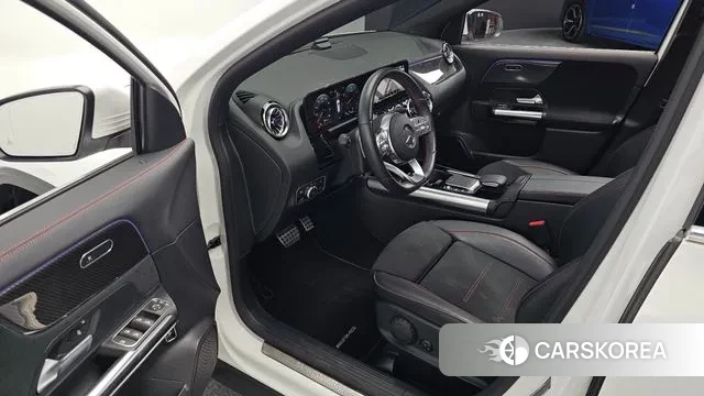 Mercedes-Benz GLA - Class H247 2022 Белый из Кореи, фото 2