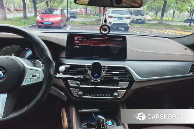 BMW 5 series 2023 Черный из Китая, фото 2
