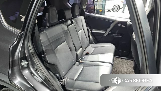 Toyota RAV4 2018 Серый из Кореи, фото 2