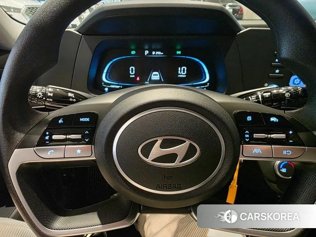 Hyundai The New Avante (CN7) 2023 Белый из Кореи, фото 2