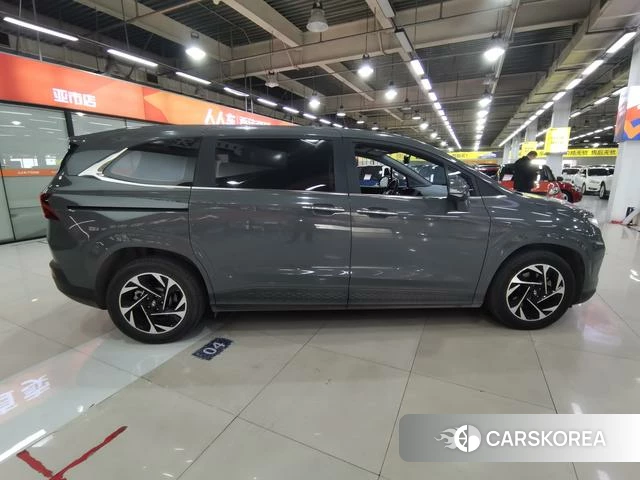 Hyundai Kustu 2023 Темно-серый из Китая, фото 2