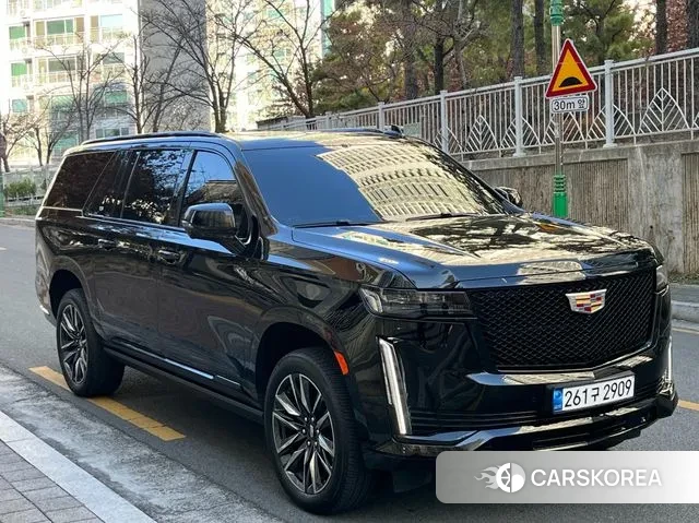 Cadillac Escalade 5th Generation 2022 Черный из Кореи, фото 2