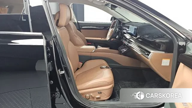 Hyundai Grandeur Hybrid (GN7) 2023 Черный из Кореи, фото 2