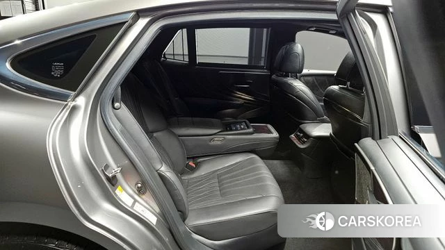 Lexus LS500 5th generation 2018 Серый из Кореи, фото 2