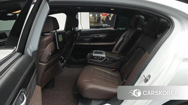 BMW 7 Series (G11) 2019 Белый из Кореи, фото 2