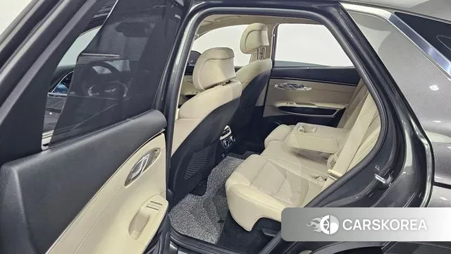 Genesis GV70 2024 Серый из Кореи, фото 2