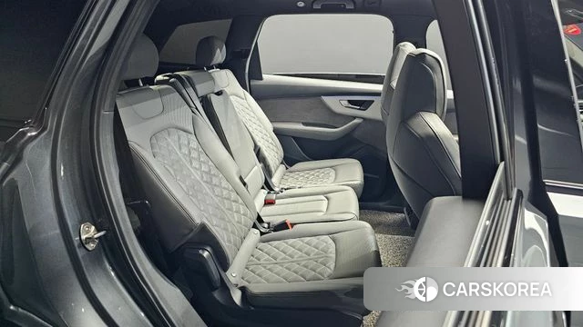 Audi Q7 (4M) 2022 Серый из Кореи, фото 2