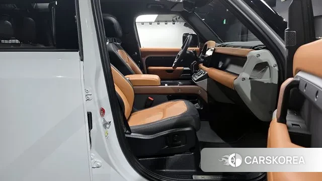 Land Rover Defender (L663) id 2878659 из Кореи 2