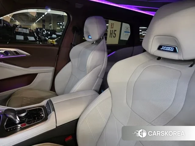 BMW XM (G09) 2023 Белый из Кореи, фото 2