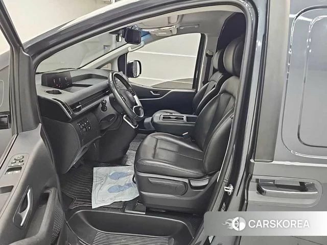 Hyundai Staria 2021 Серый из Кореи, фото 2