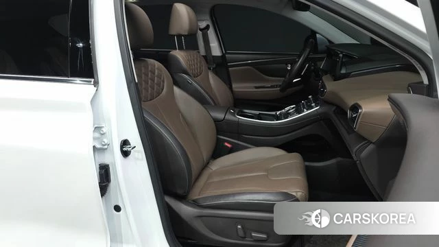 Hyundai The New Santa Fe 2023 Белый из Кореи, фото 2
