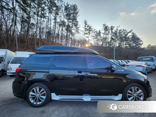 Kia All New Carnival 2018 Черный из Кореи, фото 2