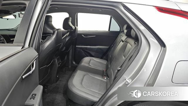 Kia Di Ol Nu Niro 2022 Серебристо-серый из Кореи, фото 2