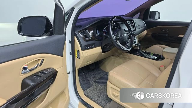 Kia The New Carnival 2018 Белый из Кореи, фото 2