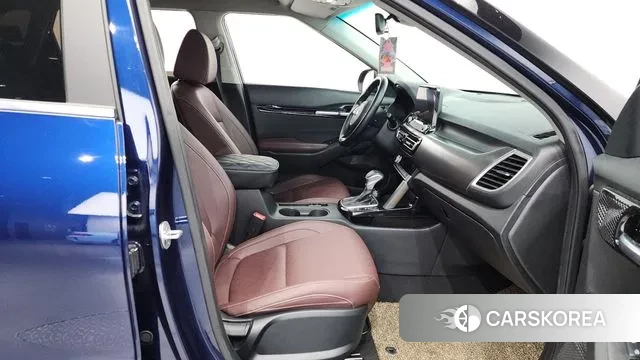 Kia Seltos 2021 Синий из Кореи, фото 2