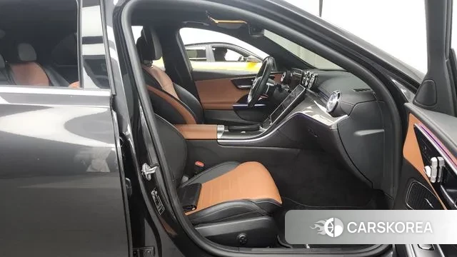 Mercedes-Benz C-Class W206 2023 Серый из Кореи, фото 2