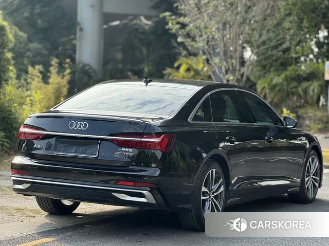 Audi A6L 2023 Черный из Китая, фото 2