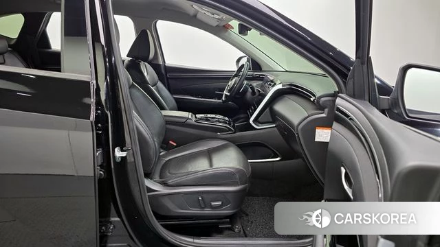 Hyundai Tucson Hybrid (NX4) 2021 Черный из Кореи, фото 2