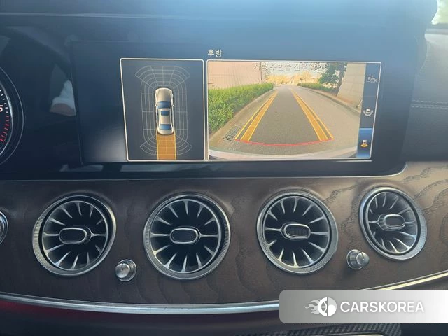 Mercedes-Benz E-Class W213 2018 Серебряный из Кореи, фото 2