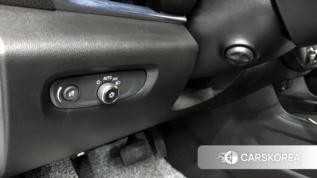 Chevrolet (GM Daewoo) Traverse 2023 Белый из Кореи, фото 2