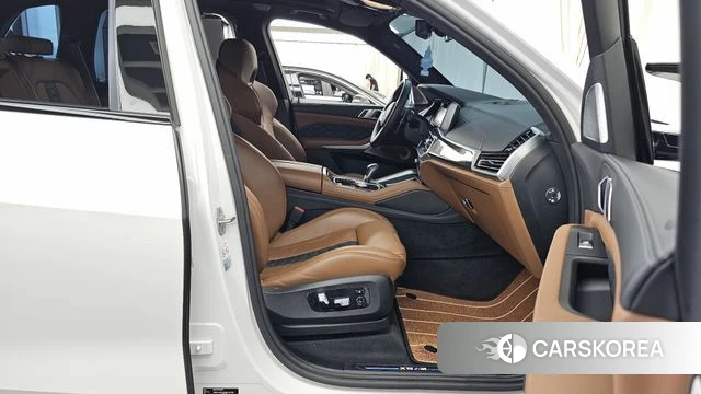 BMW X5M (G05) 2021 Белый из Кореи, фото 2