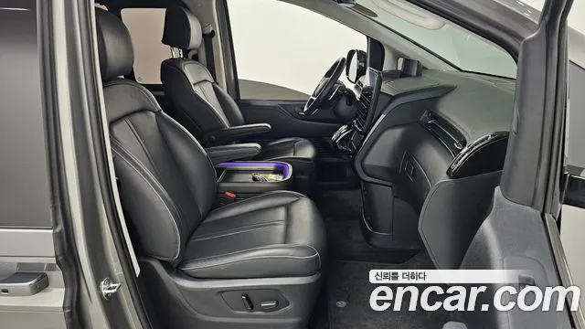 Hyundai Staria 2022 Серый из Кореи, фото 2