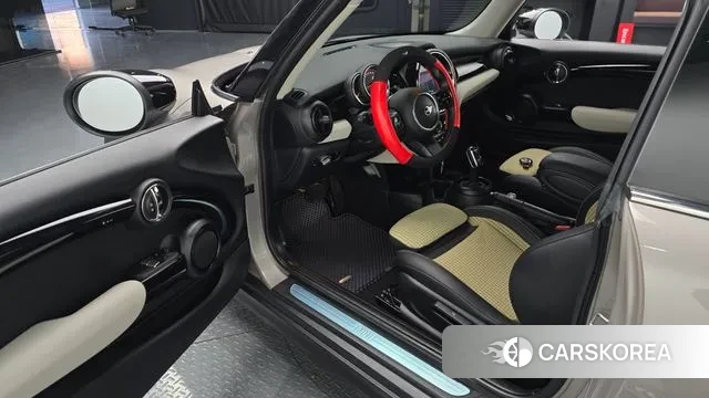 Mini Cooper 2021 Песочный из Кореи, фото 2