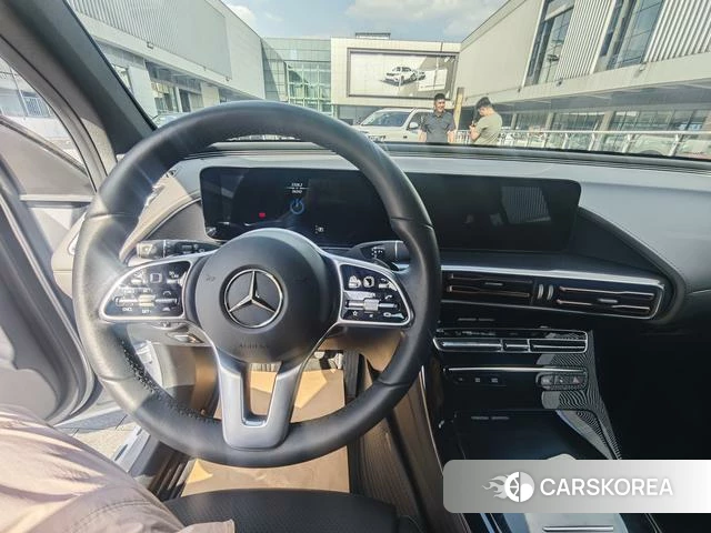 Mercedes-Benz EQC 2021 Серебристо-серый из Китая, фото 2