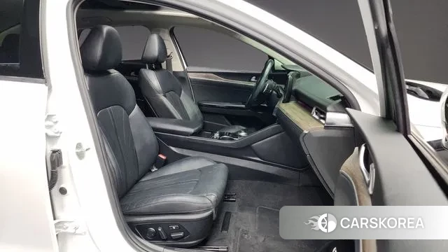 Kia K5 3rd generation 2020 Белый из Кореи, фото 2