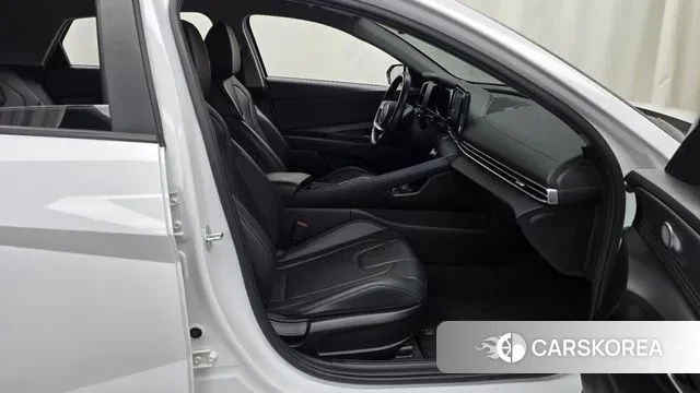 Hyundai Avante Hybrid (CN7) 2021 Белый из Кореи, фото 2