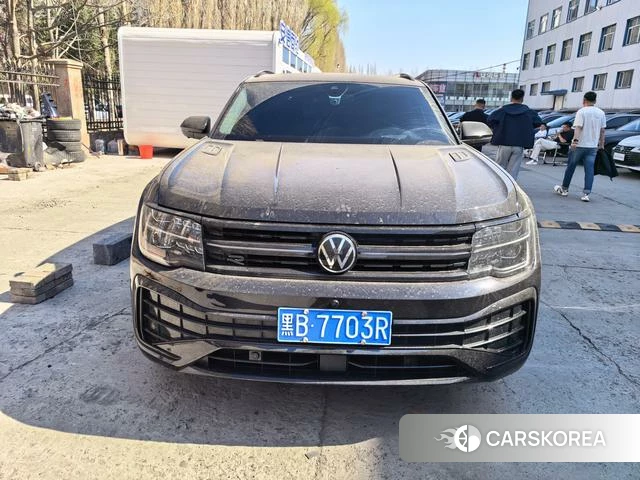 Volkswagen Tourang 2024 Черный из Китая, фото 2
